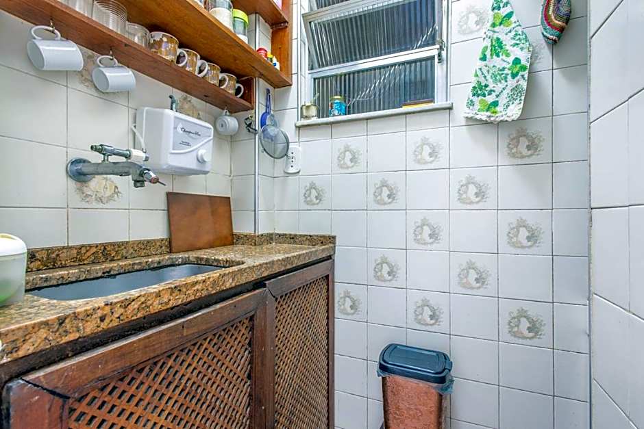 Otimo Apto com Wi-Fi a 350m da Praia de Copacabana