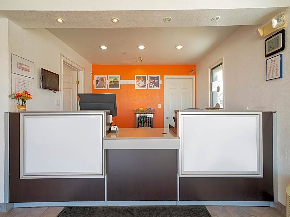 Americas Best Value Inn & Suites Humble