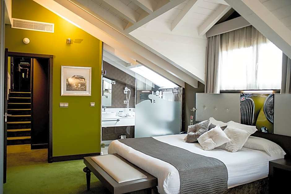 Costa Esmeralda Suites