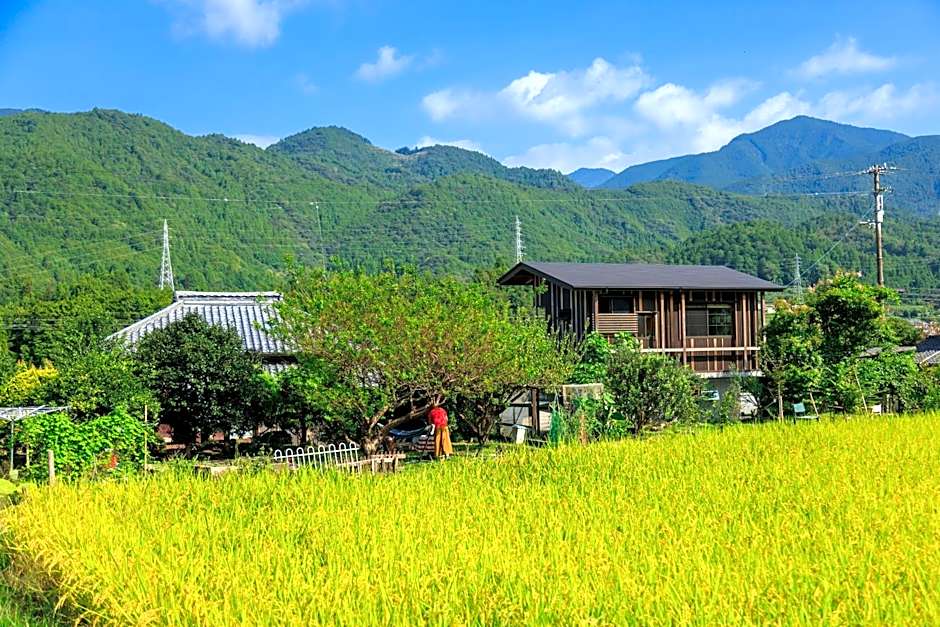 ジビエと田舎暮らしの宿 ヌックスキッチン Japanese Game Meat Cuisine & Lodge Nook's Kitchen