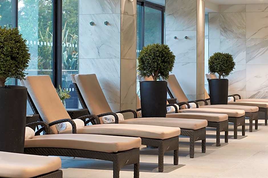 St. Pierre Park Hotel & Golf