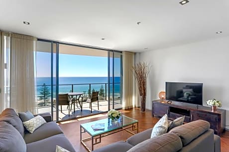 Two Bedroom Superior Ocean View Apartment