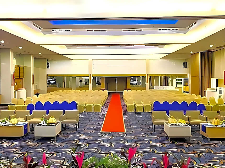 Horison Ultima Makassar