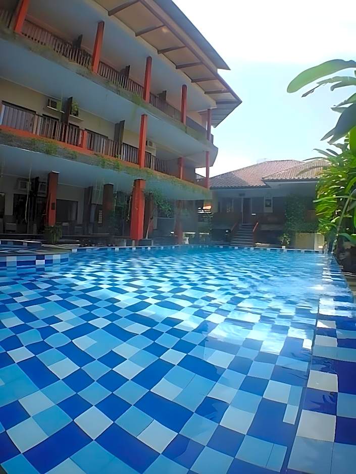 Holiday Beach Inn