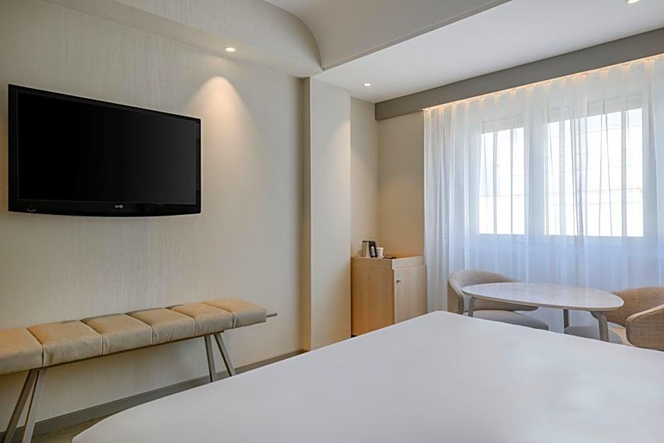 AC Hotel by Marriott Carlton Madrid