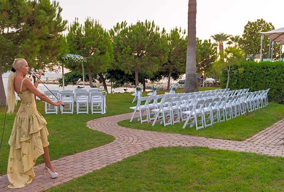Crowne Plaza Limassol By IHG