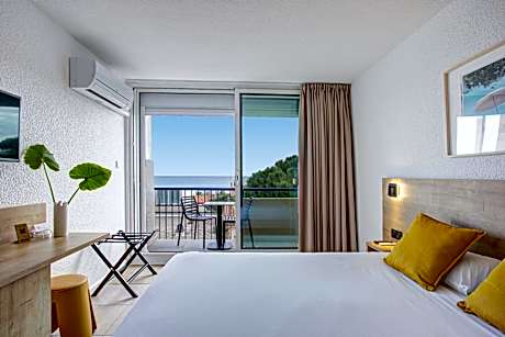 Superior Double Room with Sea View