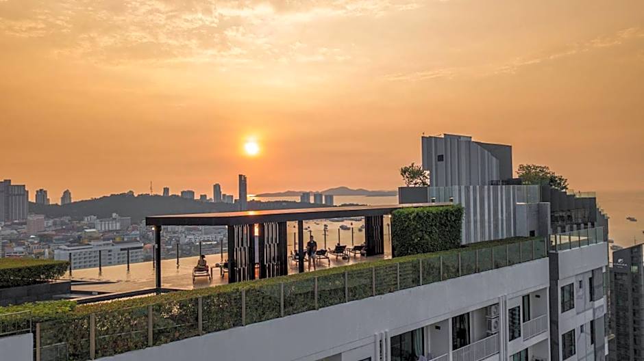 The Base Pattaya by Nami