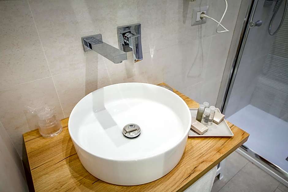 Ossuna Bay Hotel Boutique