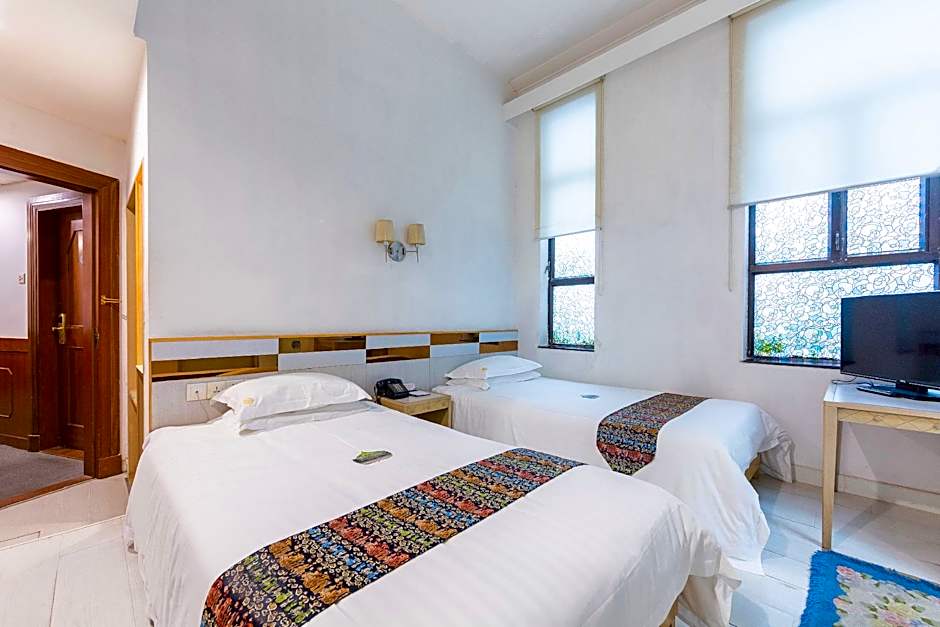 Guangzhou Aiqun Hotel