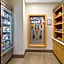 La Quinta Inn & Suites by Wyndham Orange County - Santa Ana