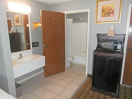 2 Double Beds Non-Smoking