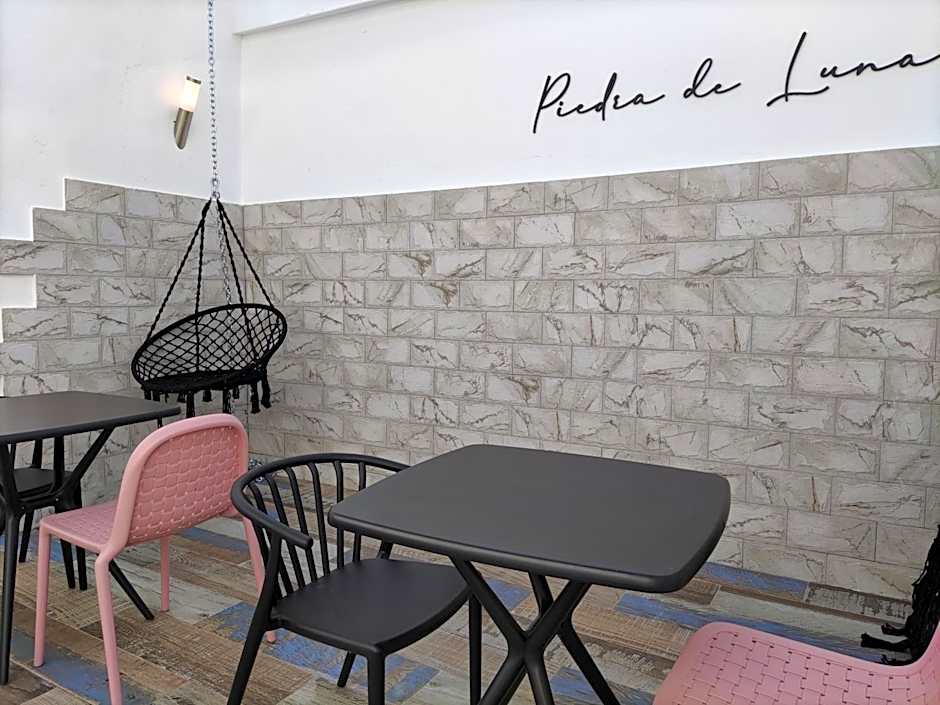 PIEDRA DE LUNA