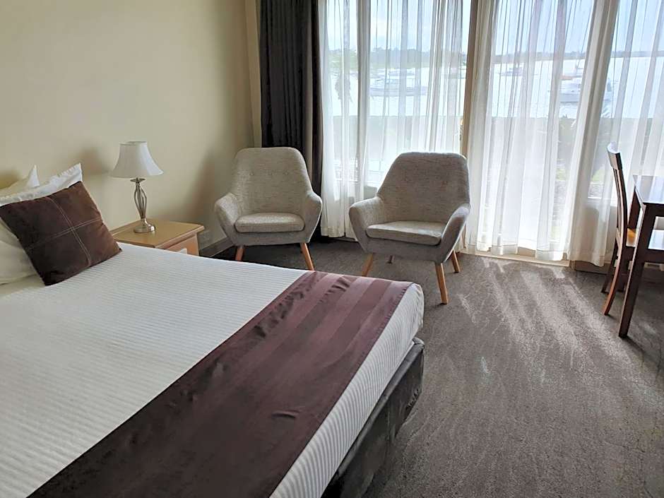 Comfort Resort Waters Edge