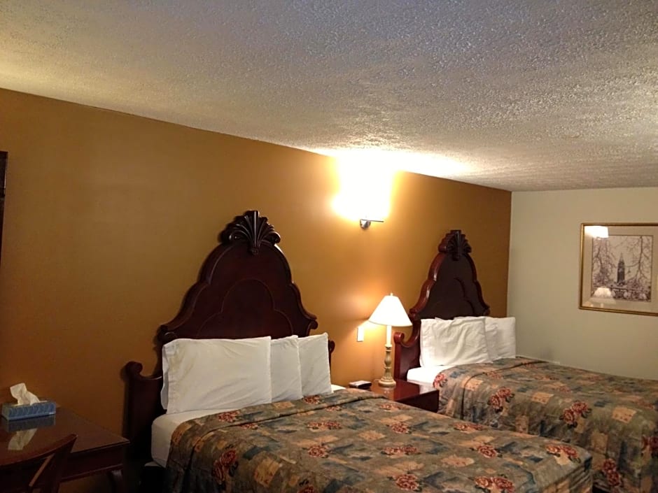 Midtown Motel & Suites