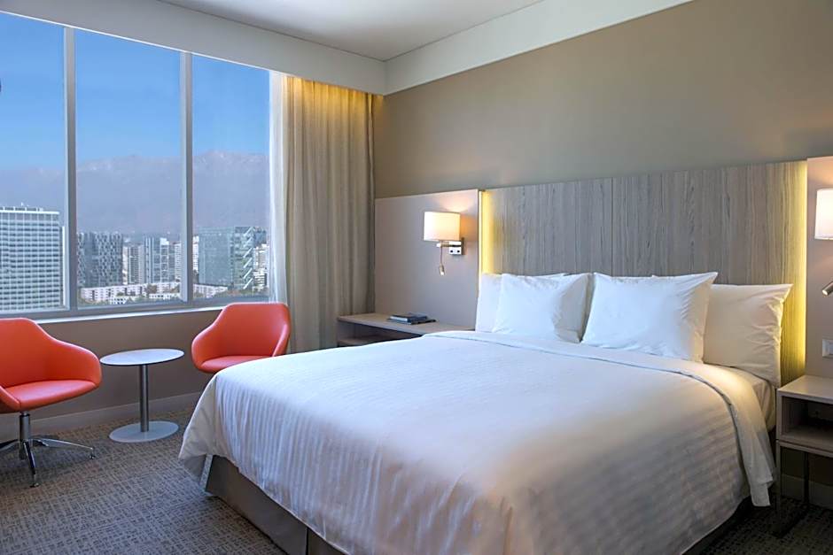 Courtyard by Marriott Santiago Las Condes
