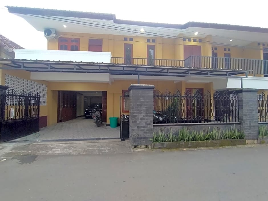 RedDoorz near Prawirotaman Yogyakarta