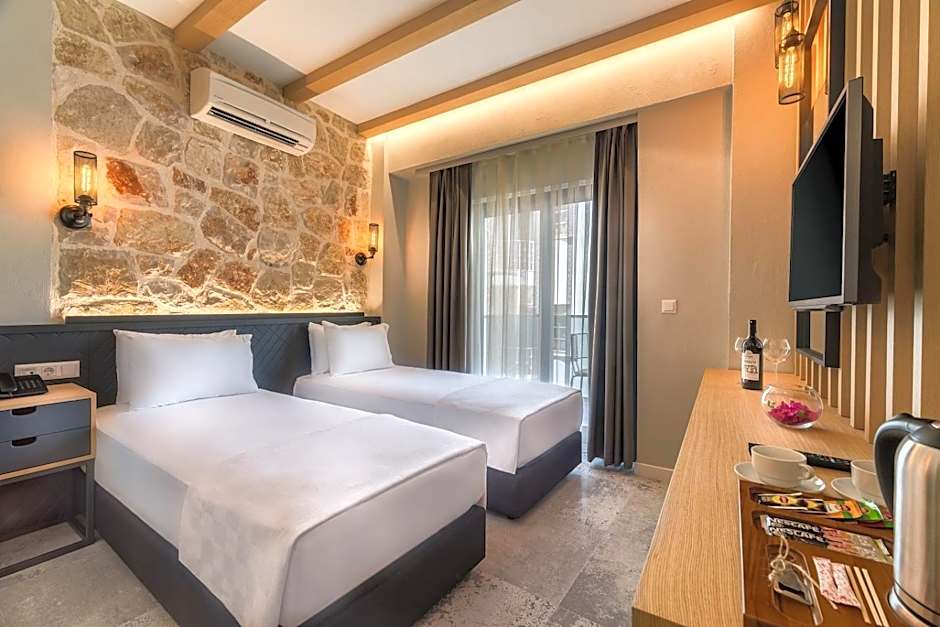 Isola 12 Hotel