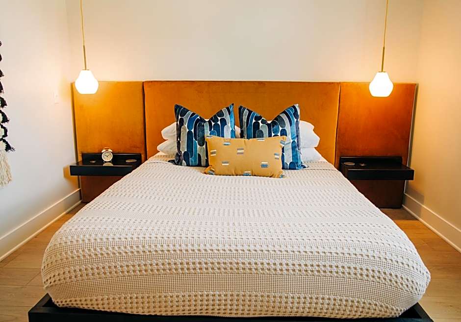 Photo 1 sur 19 de Deluxe 1 Queen Bed Suite