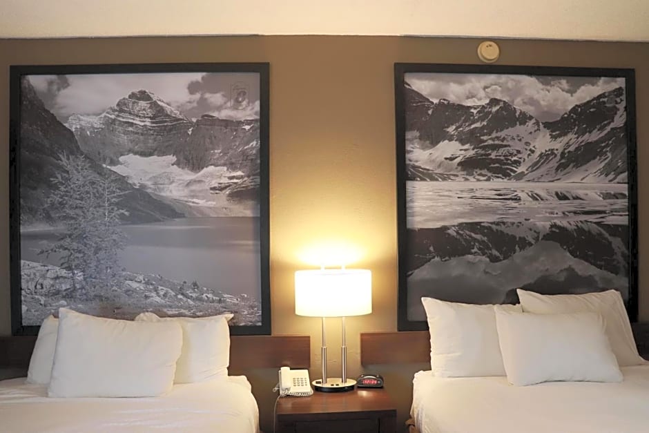 Super 8 by Wyndham Courtenay