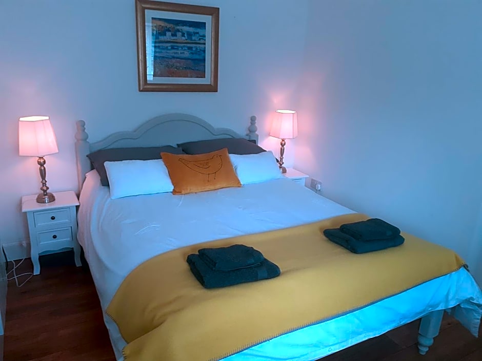 THE BOTHY SUITE BY TEMPLE WOOD