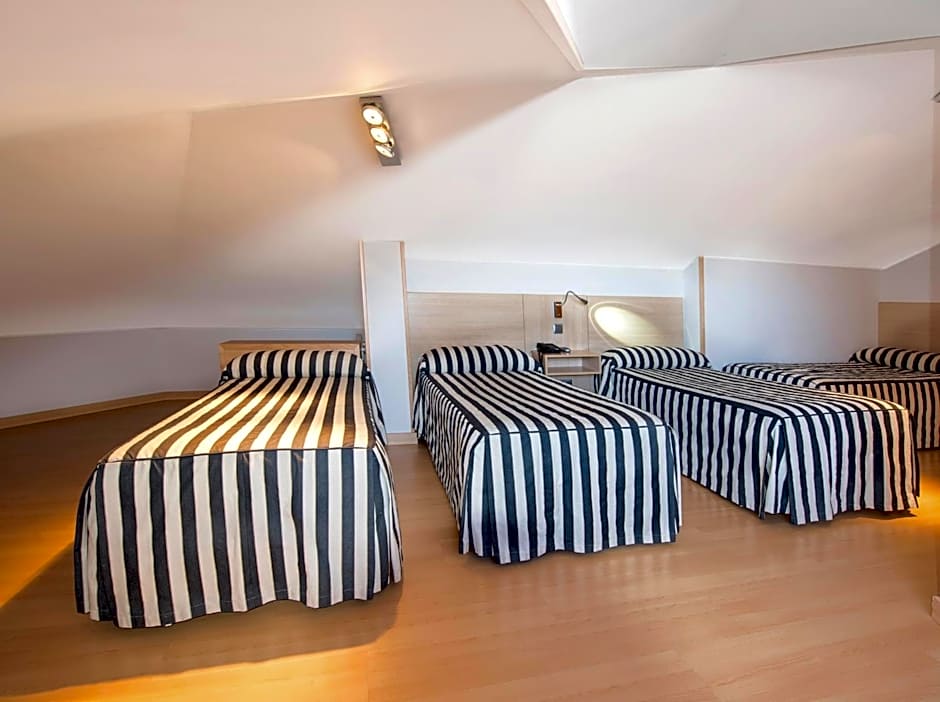 Hotel Puerta de la Santa