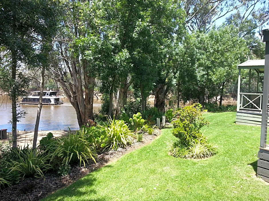 Moama Riverside Holiday Park