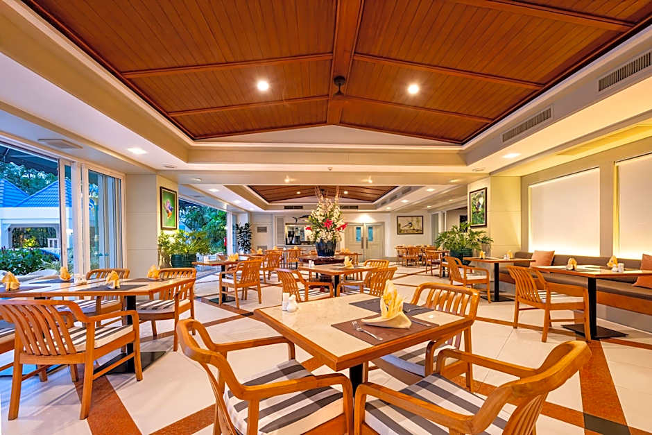 Andaman Beach Suites Hotel