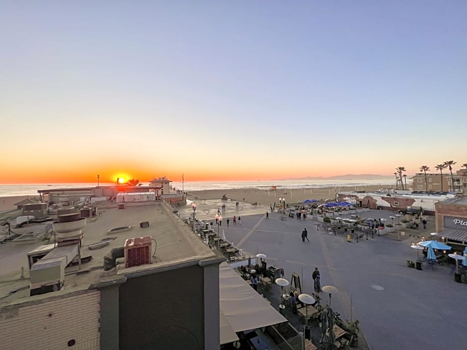 ITH Surf City Hostel Hermosa Beach