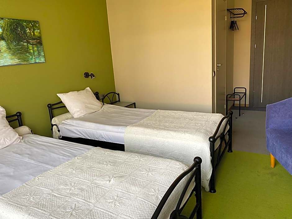 Hotel Kert FREE PARKING