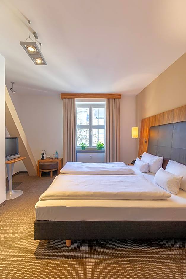 ACHAT Hotel Regensburg Herzog am Dom