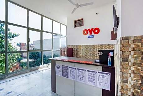 SPOT ON Hotel Abhinandan