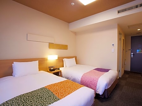 Economy Twin Room