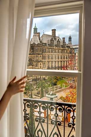 Premium Room - City Garden View