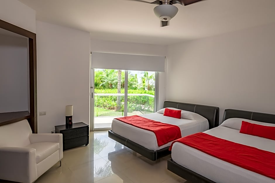 Mareazul Family Beach Condohotel