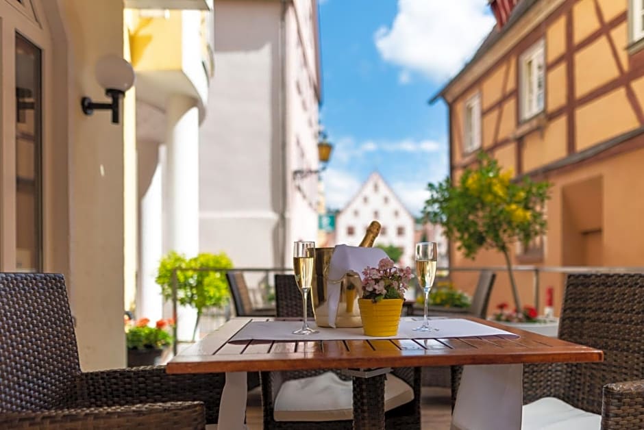 Central Boutique Hotel