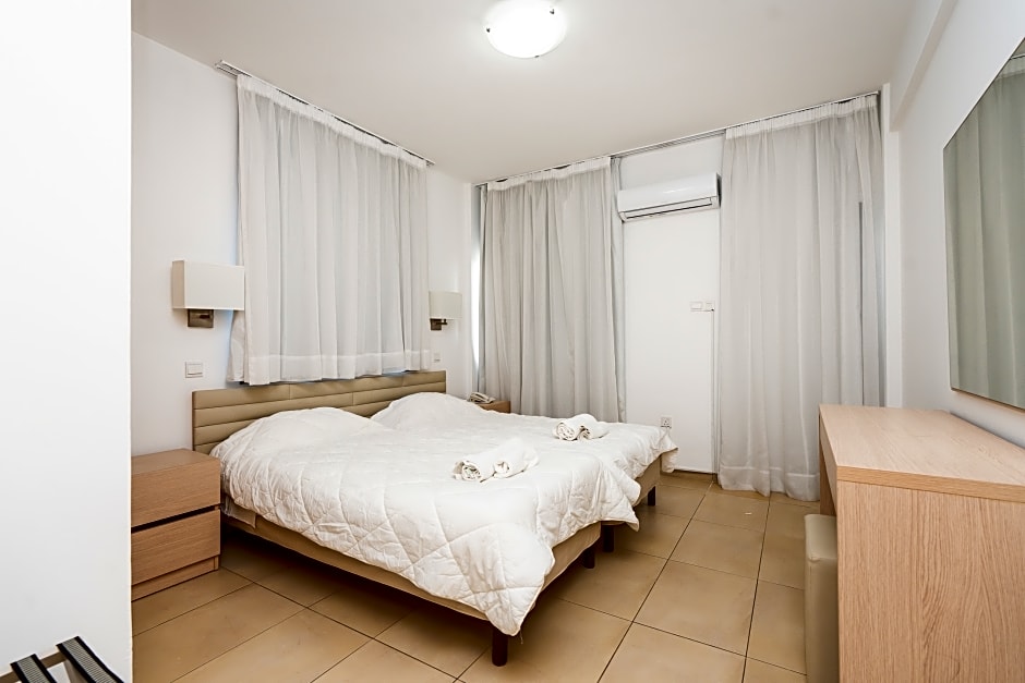 Flora Hotel Apartment