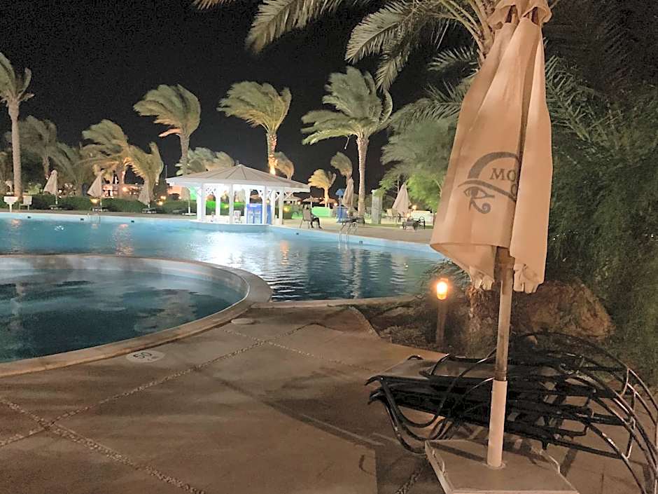 ????? ???? ??????? ???? ???? Fully Equipped Chalet Mosa Coast