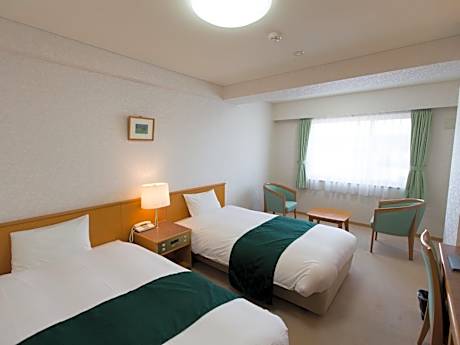 Standard Twin Room - Non-Smoking