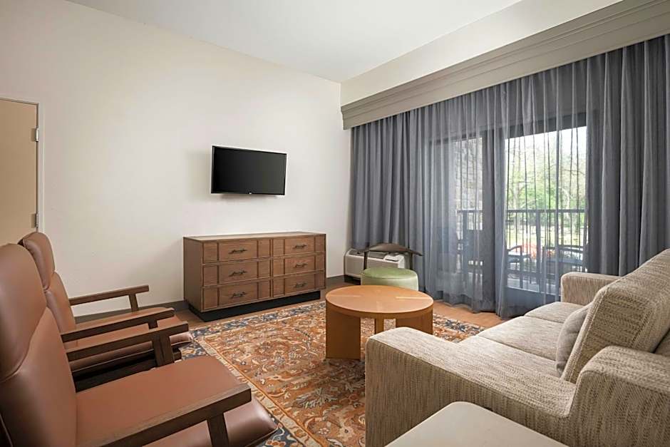 Courtyard by Marriott New Braunfels River Village