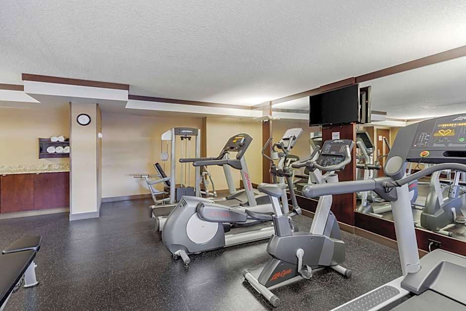 Best Western Plus Edmonton Airport Hotel