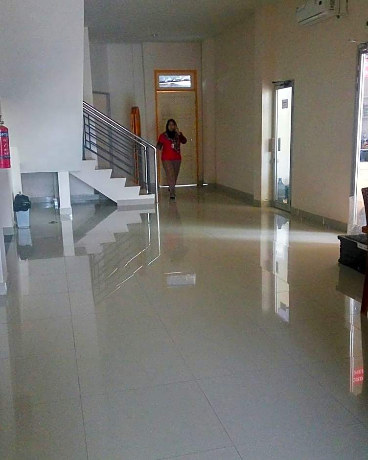 Gold Line Guest House