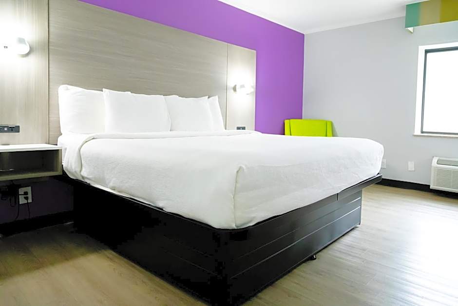 La Quinta Inn & Suites by Wyndham Birmingham/Cahaba Park South