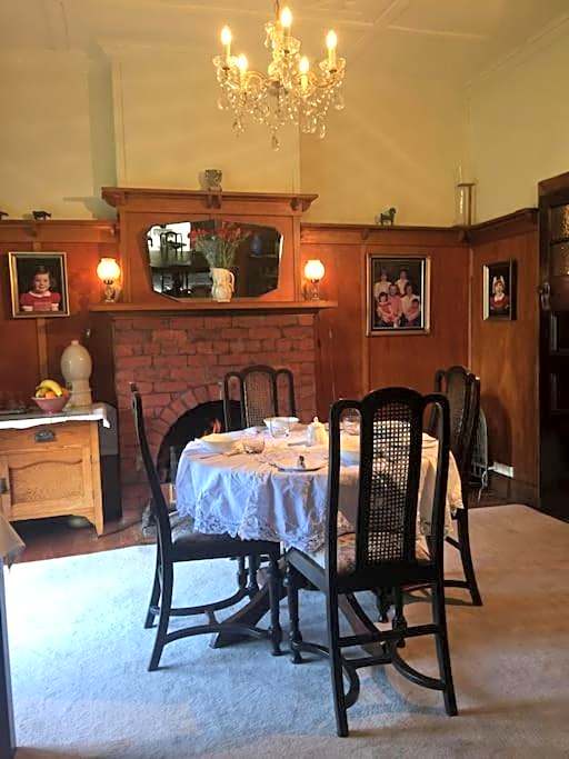 Manderley Park Farmstay B&B