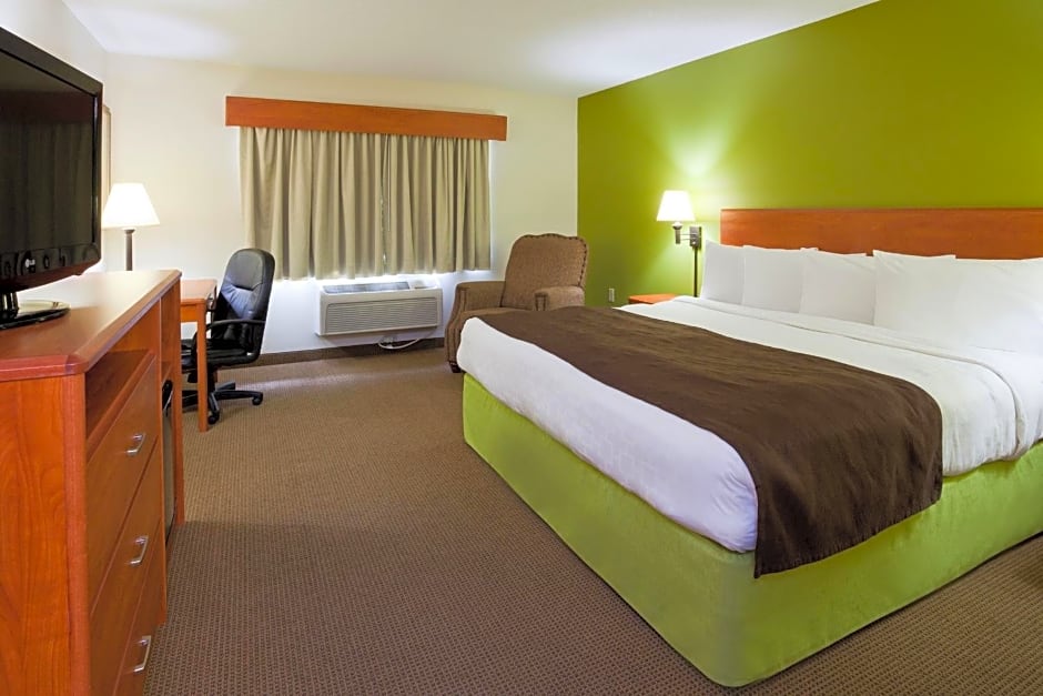 AmericInn by Wyndham Thief River Falls