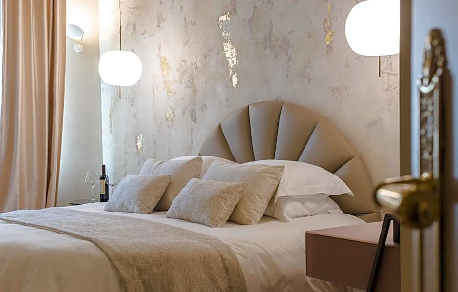 Castellano Hotel & Suites