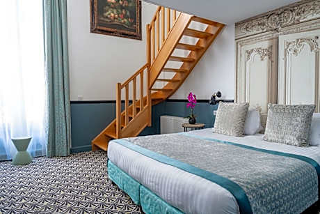 Apartment - Split Level