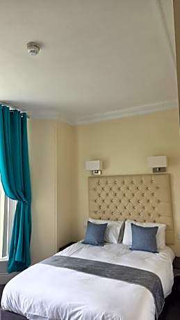 King Room with Garden View