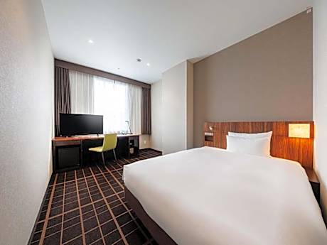Single Room (1 Adult) - Non-Smoking