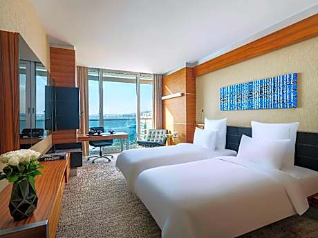 Swiss Executive Room Sea Twin